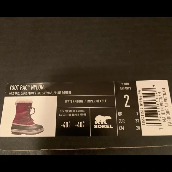 Kids-SOREL Snow boots in GREAT condition. WITH BOX - Picture 7 of 11